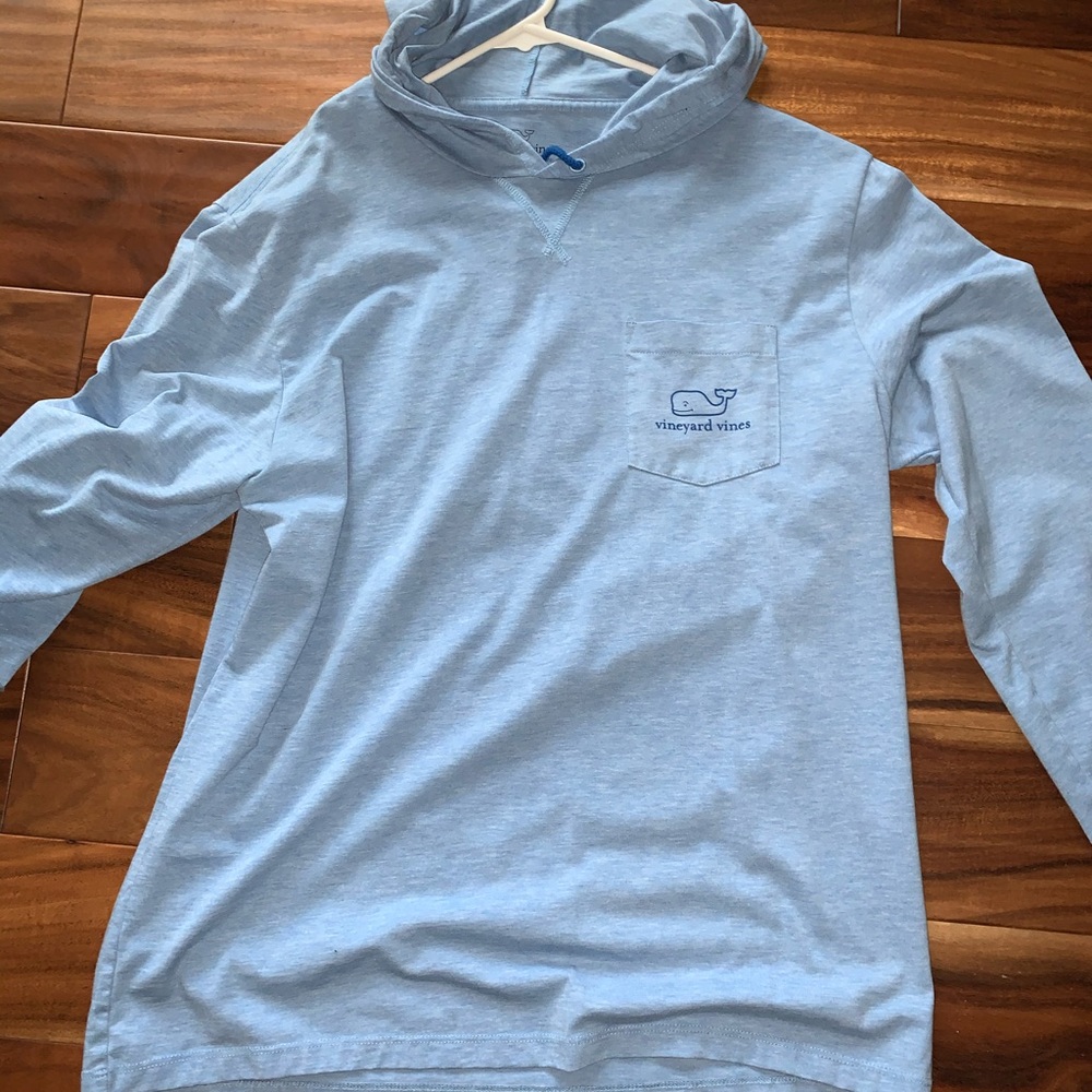 Blue vineyard vines hoodie, Medium